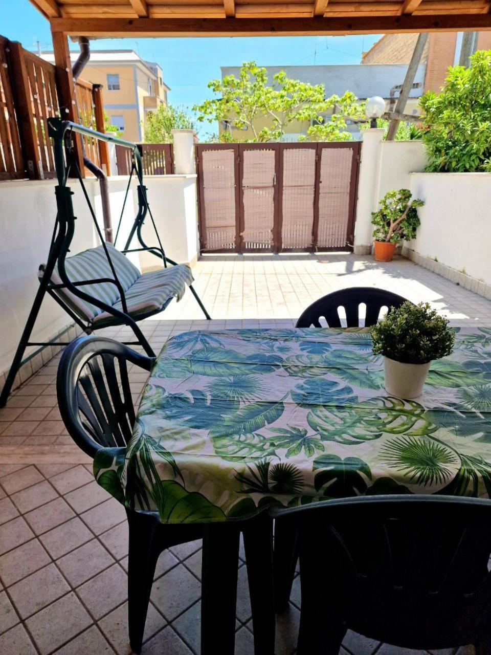 Domus Livio, 7 Min Fco Airport, Free Wifi, Garden Apartment, 2 Tv Hd Ф'юмічіно Екстер'єр фото